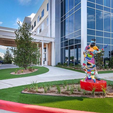 Cambria Hotel Waco University Riverfront Екстериор снимка